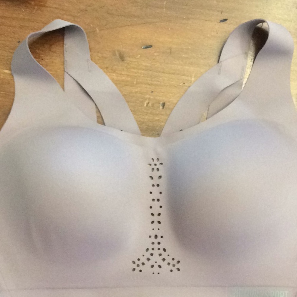 NWT Victoria Secret’s Sport Bra